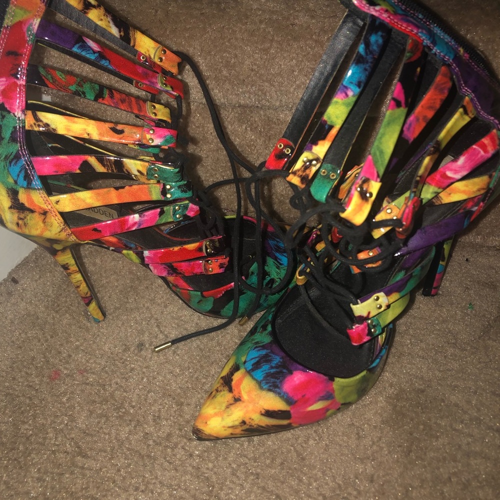 Steve Madden floral heels